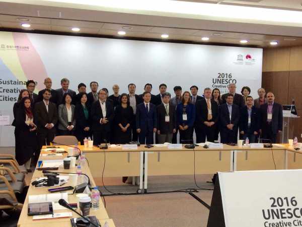 20161028_foro_ciudades_creativas_jeonju_reuni%c2%a6n_en_centro_nacional_patrimonio_intangible