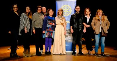 El Club Rotary de Dénia triunfa con los espectáculos de magia con aforo completo El Club Rotary de Dénia triunfa con los espectáculos de magia con aforo completo