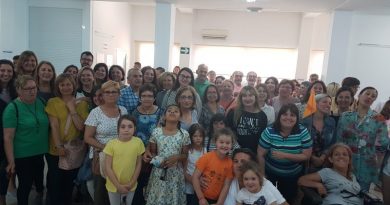 Apertura de la exposición de trabajos de los talleres plásticos de Dinàmics y Llunàtics Apertura de la exposición de trabajos de los talleres plásticos de Dinàmics y Llunàtics