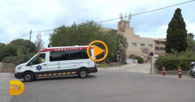 El equipo de gobierno se reunirá con el personal de enfermería de la Residencia Santa Llúcia para evitar la huelga del 14 de diciembre El equipo de gobierno se reunirá con el personal de enfermería de la Residencia Santa Llúcia para evitar la huelga del 14 de diciembre
