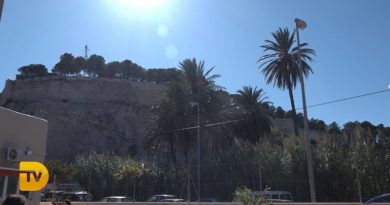 El Consell recomienda que los días asociados a fiestas sean lectivos El Consell recomienda que los días asociados a fiestas sean lectivos
