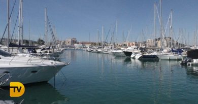 Marina de Dénia renueva su bandera de calidad azul Marina de Dénia renueva su bandera de calidad azul