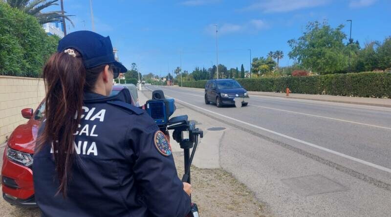 La Policía Local de Dénia sanciona en una semana a 180 conductores por exceso de velocidad