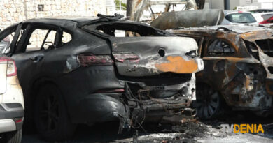 Detenidos los presuntos autores de un incendio  que  afectó  a  34  vehículos  en Jávea