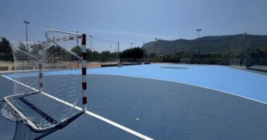 Dénia estrena la segunda pista de fútbol renovada y una cancha de baloncesto 3×3 de uso libre en Madrigueres