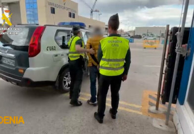 Hallados 20 kg de metanfetamina ocultos en una sofisticada trampilla en un vehículo en el puerto de Dénia
