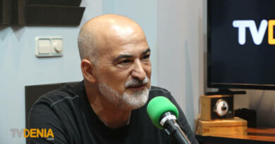 Javier Scotto: «hoy en día todavía sigue condicionando si perteneces al colectivo LGTBI»