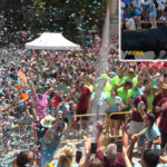 Inicio multitudinario de las fiestas de Dénia 2025: Chupinazo y entrada de Bous a la Mar