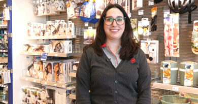 Un minuto con Rebeca Martínez colaboradora de tienda de Rossmann Ondara