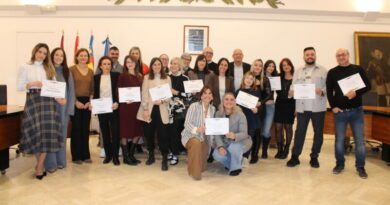 Flor de Azahar gana el primer premio del concurso de escaparates navideños 2025 Flor de Azahar gana el primer premio del concurso de escaparates navideños 2025