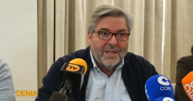 Opinió Rafa Carrió: «solidaritat a la ciutadania de Ceuta, que està vivint un moment realment difícil» Opinió Rafa Carrió: «solidaritat a la ciutadania de Ceuta, que està vivint un moment realment difícil»