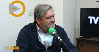 Rafa Carrió (Compromis per Dénia) «Pasaría la noche vieja con…»