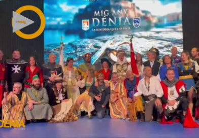 La Filà Cavallers y la Filà Walíes asumen las Capitanías 2026 en una brillante gala festera – Vídeo