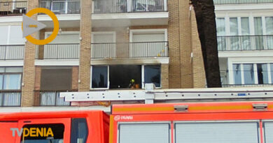 Incendio en una vivienda de la Explanada Cervantes de Dénia
