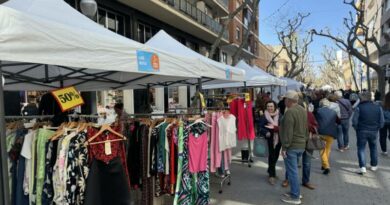 Dénia Stock brilla bajo el sol y llena el centro de vida y compras