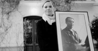 Dénia recibe a Laura García Lorca en una jornada dedicada a la memoria, la cultura y la Generación del 27 Dénia recibe a Laura García Lorca en una jornada dedicada a la memoria, la cultura y la Generación del 27