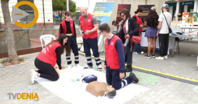 La Feria del Estudiante 2026 tiene una buena acogida en su primer día en la calle