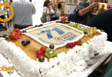 El Mercado de Dénia endulza su 71 aniversario con más de 700 raciones de tartas El Mercado de Dénia endulza su 71 aniversario con más de 700 raciones de tartas