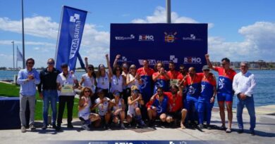 El equipo de Veteranos del Real Club Náutico de Dénia roza el oro en el Autonómico de Remo El equipo de Veteranos del Real Club Náutico de Dénia roza el oro en el Autonómico de Remo