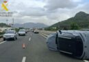 La Guardia Civil investiga a un conductor que se dio a la fuga a pie tras ocasionar un accidente en la AP7