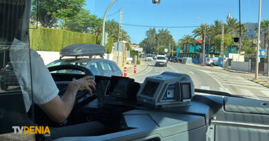 BusDénia impulsa una campaña en los centros educativos para fomentar el uso del transporte público entre los jóvenes