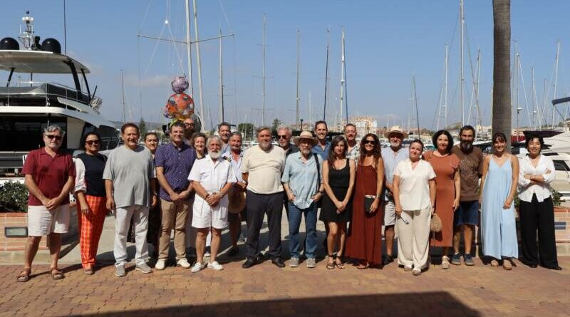 La 8ª edición de “Esculturas frente al mar” convierte a Marina Dénia en un museo al aire libre frente al Mediterráneo La 8ª edición de “Esculturas frente al mar” convierte a Marina Dénia en un museo al aire libre frente al Mediterráneo