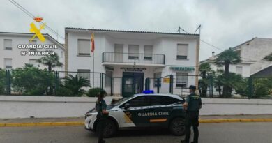 La Guardia Civil detiene a una pareja en Pego por robar las joyas a unas personas mayores mediante engaño