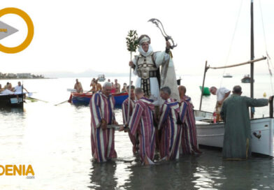 Los Moros desembarcan en Dénia y firman la tregua Los Moros desembarcan en Dénia y firman la tregua