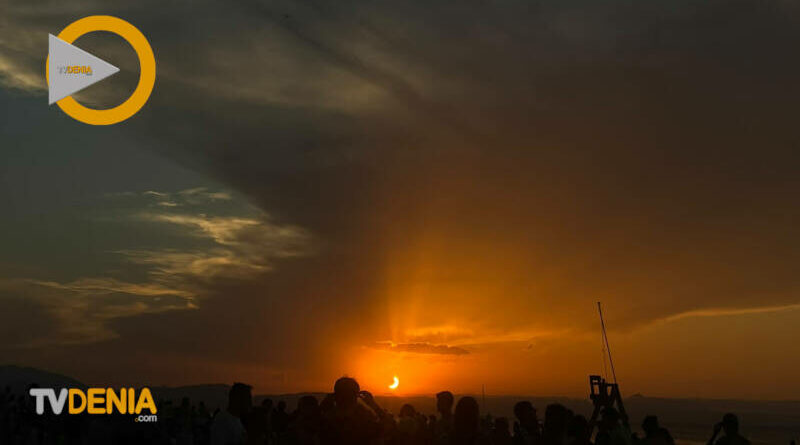 El eclipse que Dénia quiso ver… y que las nubes escondieron El eclipse que Dénia quiso ver… y que las nubes escondieron