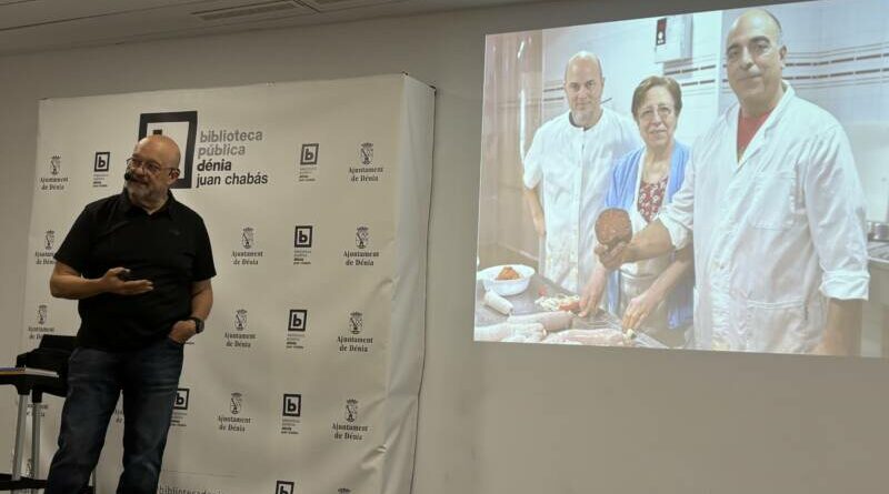 Paco Alonso alaba la buena salud del mercado de Dénia ante un panorama nada alentador
